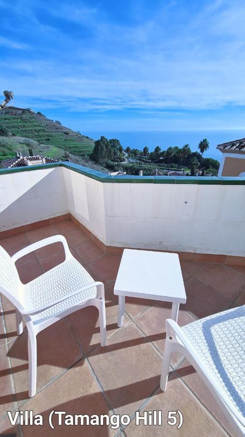 Silhouse Nerja Villas Beach Exterior photo