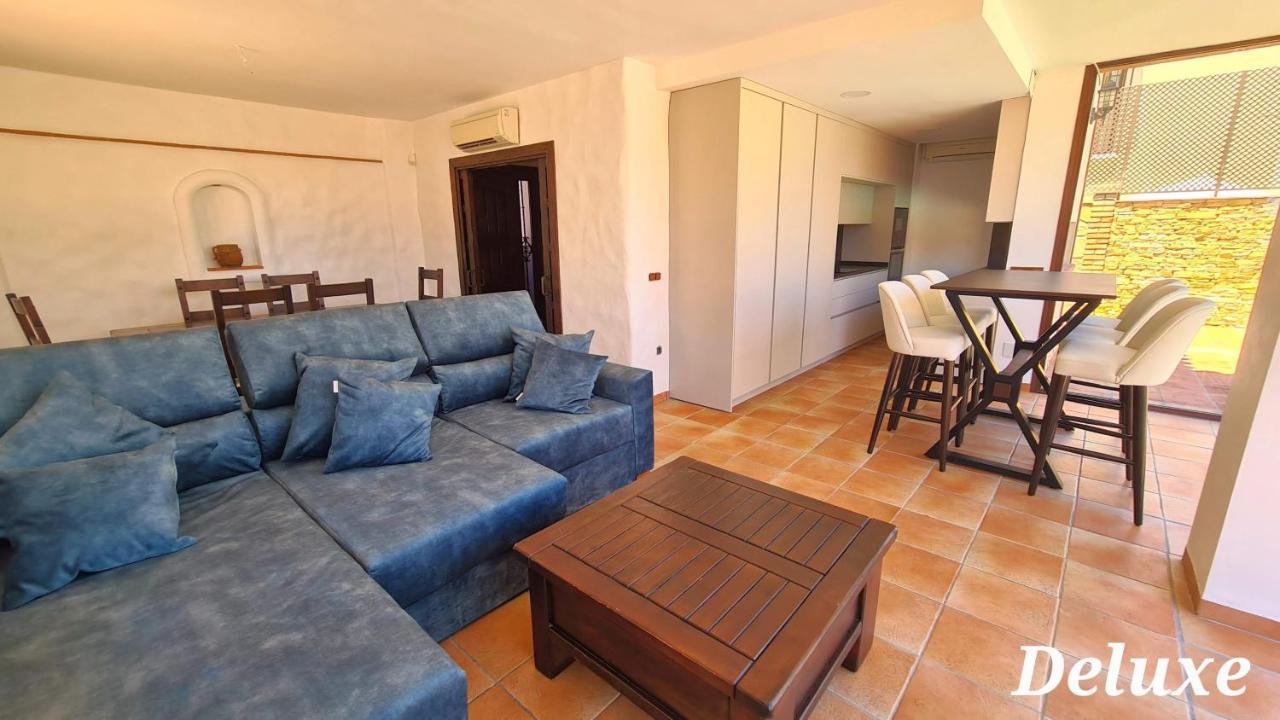 Silhouse Nerja Villas Beach Exterior photo